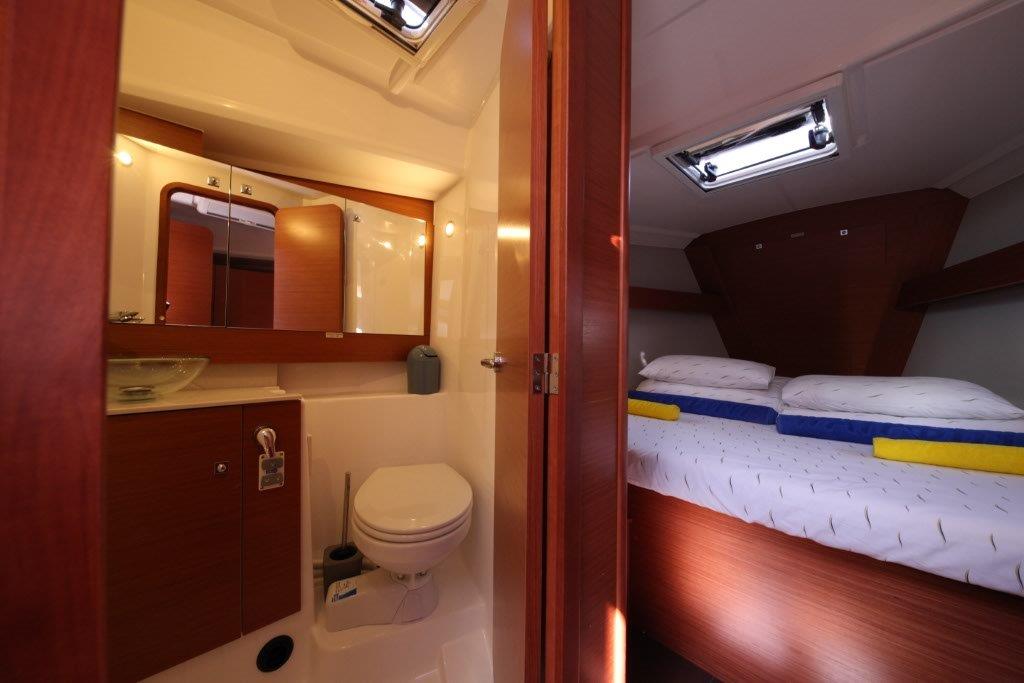 Dufour 412 GL — photo 10