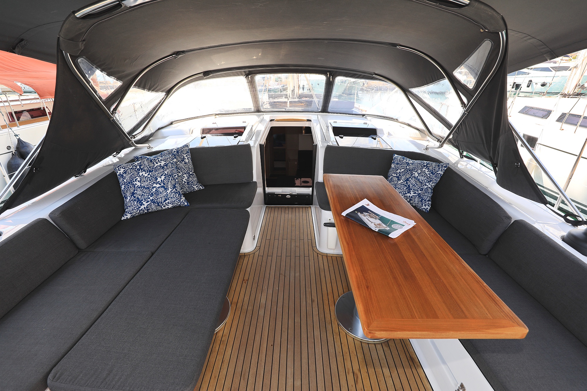Hanse 508 - 5 + 1 cab. — photo 19