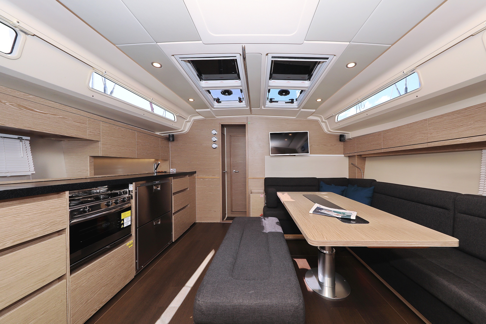 Hanse 508 - 5 + 1 cab. — photo 27