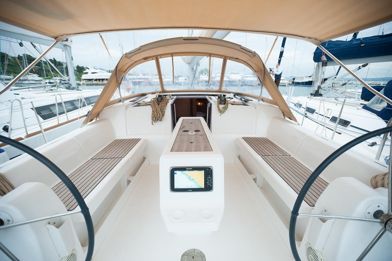 Dufour 410 GL — photo 4
