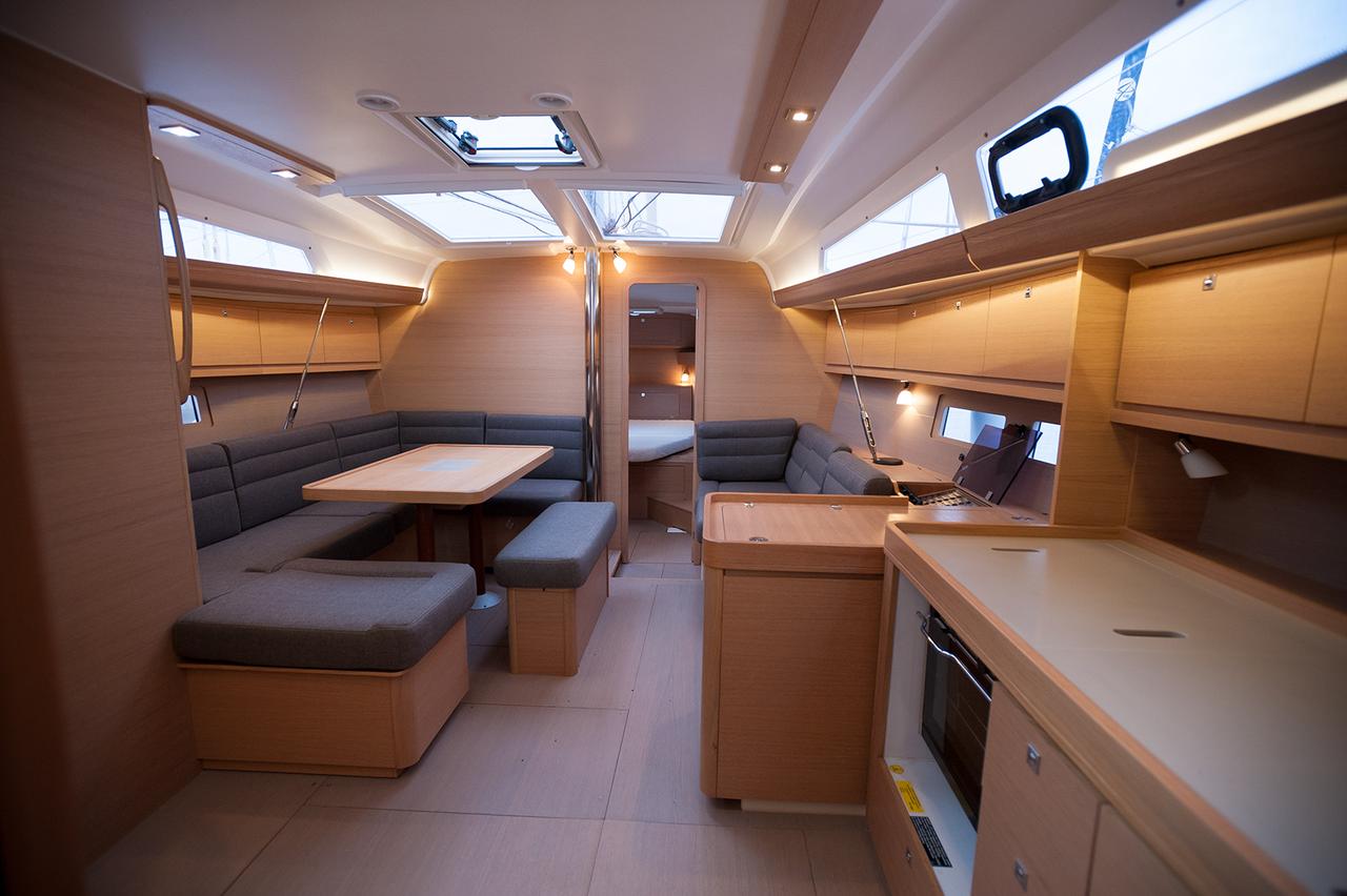 Dufour 410 GL — photo 14