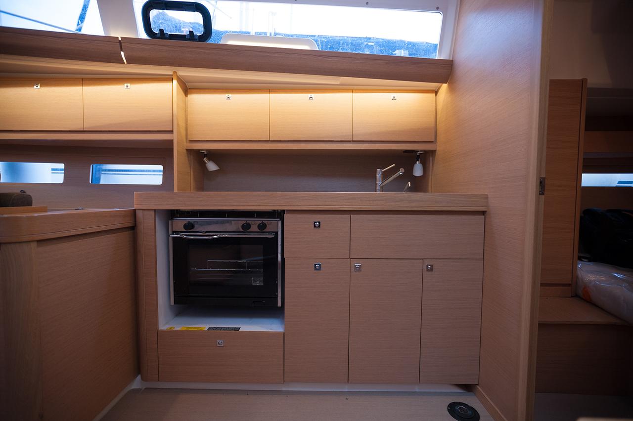 Dufour 410 GL — photo 16