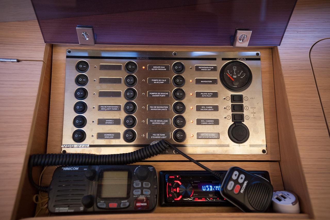 Dufour 410 GL — photo 19