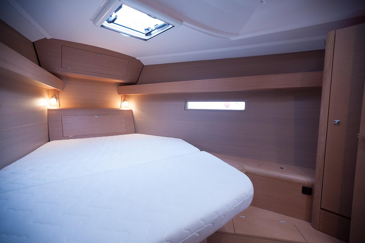 Dufour 410 GL — photo 21