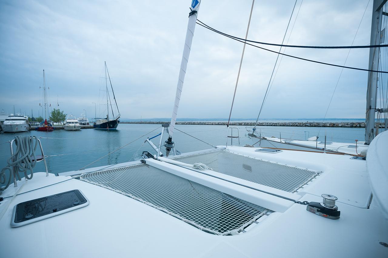 Lagoon 400 S2 — photo 7