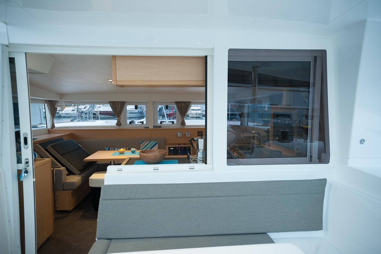 Lagoon 400 S2 — photo 12