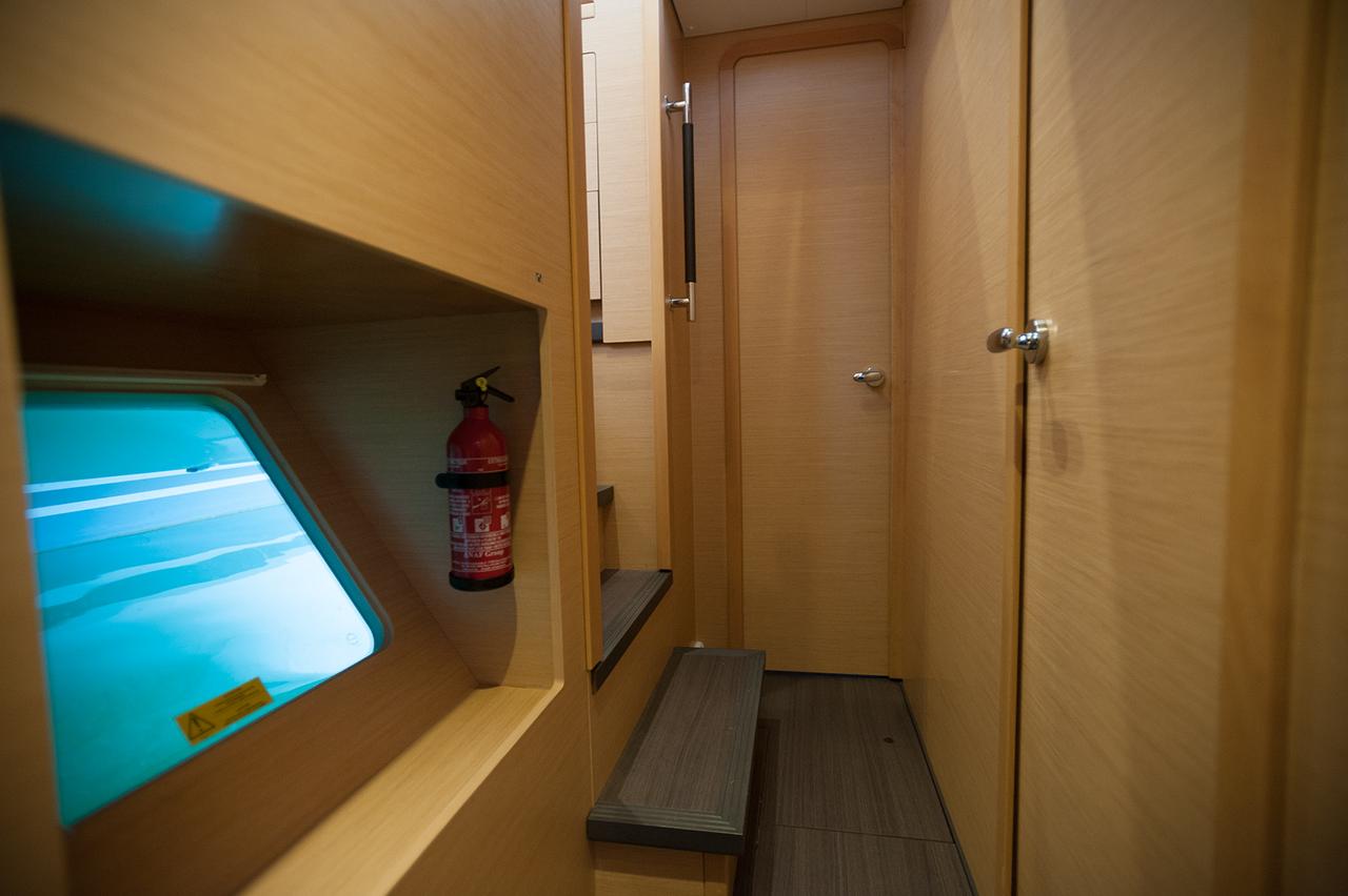 Lagoon 400 S2 — photo 13