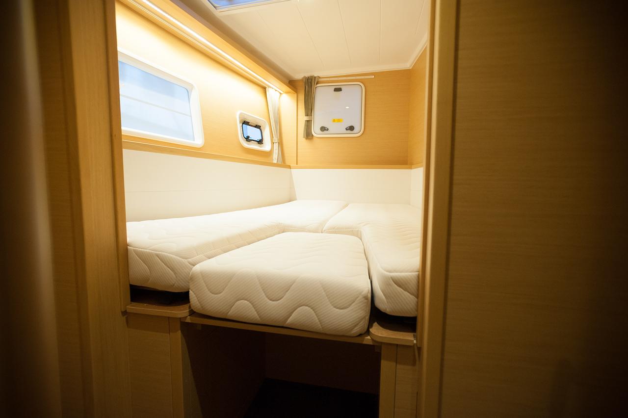 Lagoon 400 S2 — photo 21
