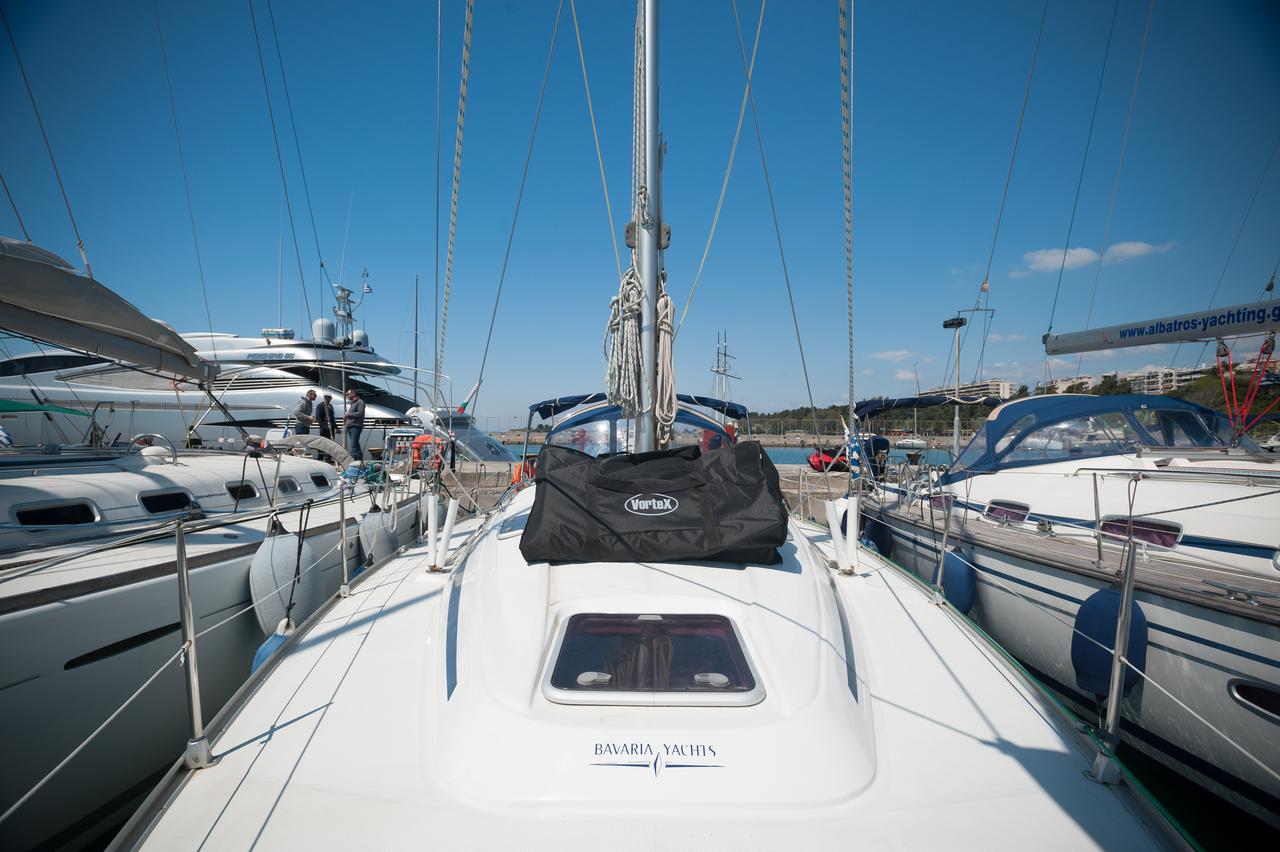 Bavaria 38 — photo 9