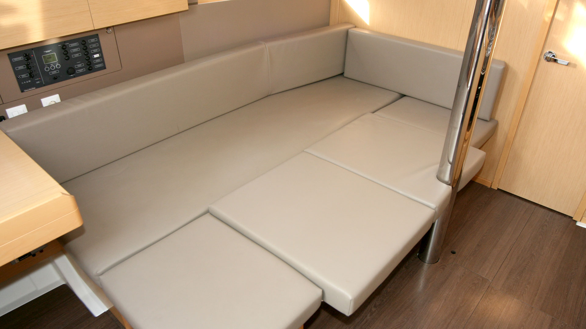 Oceanis 38 - 3 cab. — photo 12