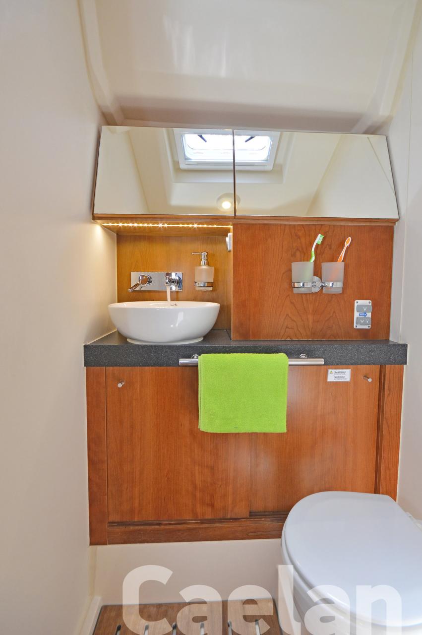 Hanse 505 - 5 + 1 cab. — photo 54