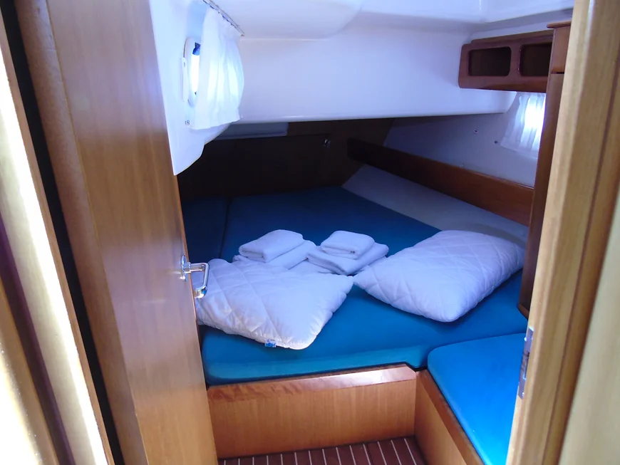 Bavaria 46 Cruiser — photo 12