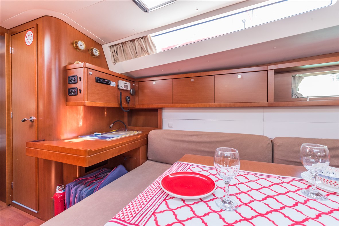 Oceanis 48 - 5 cab. — photo 11