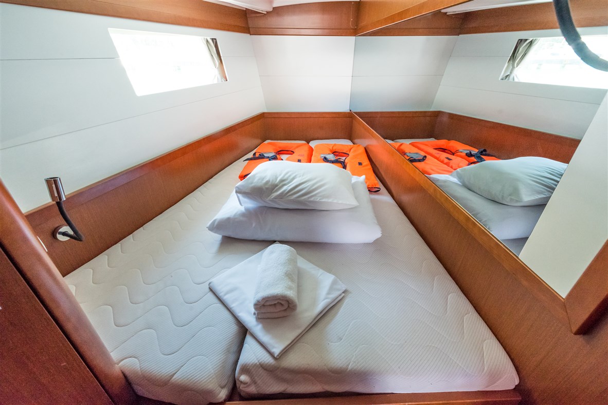 Oceanis 48 - 5 cab. — photo 18