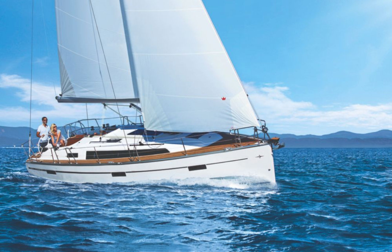 Bavaria Cruiser 37 - 3 cab. — photo 1