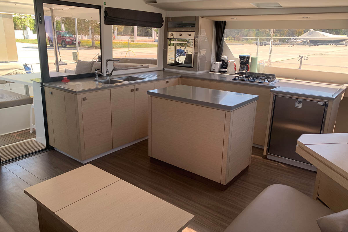 Fountaine Pajot Saba 50 - 6 + 1 cab. — photo 23