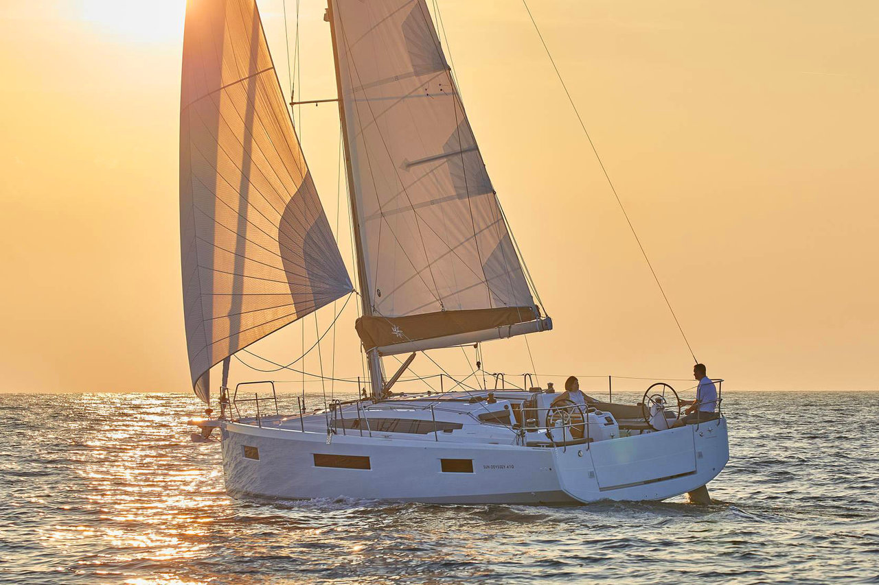 Sun Odyssey 410 - 3 cab. — photo 3
