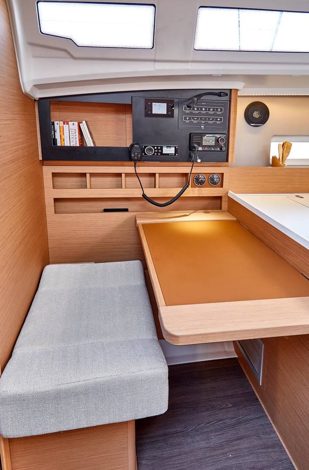 Sun Odyssey 410 - 3 cab. — photo 13