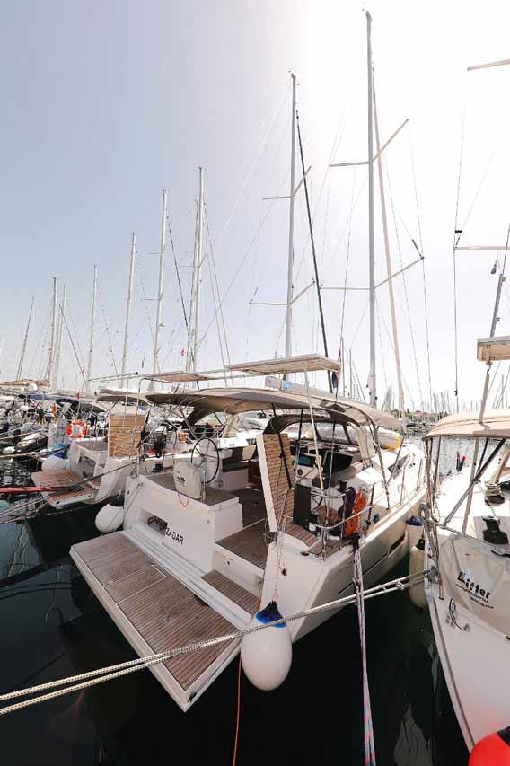 Dufour 520 GL — photo 4
