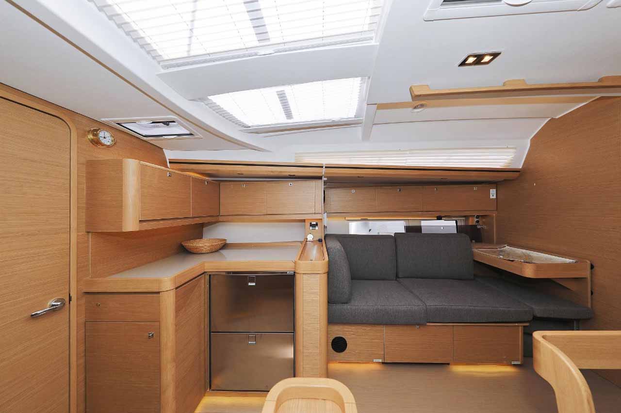 Dufour 520 GL — photo 18