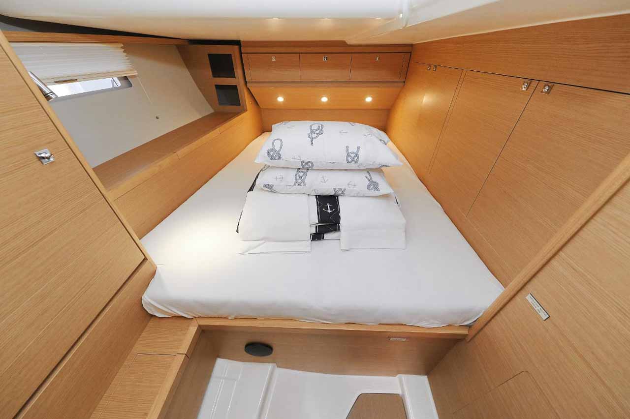 Dufour 520 GL — photo 21