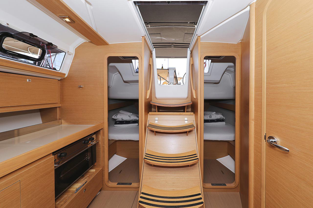 Dufour 382 GL — photo 15