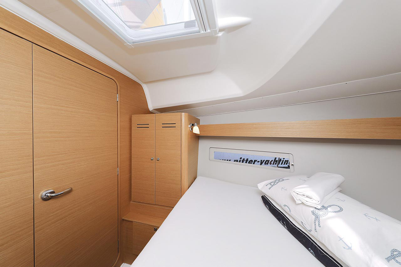 Dufour 382 GL — photo 19