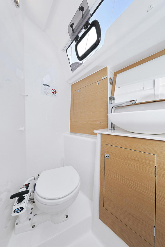 Dufour 382 GL — photo 25