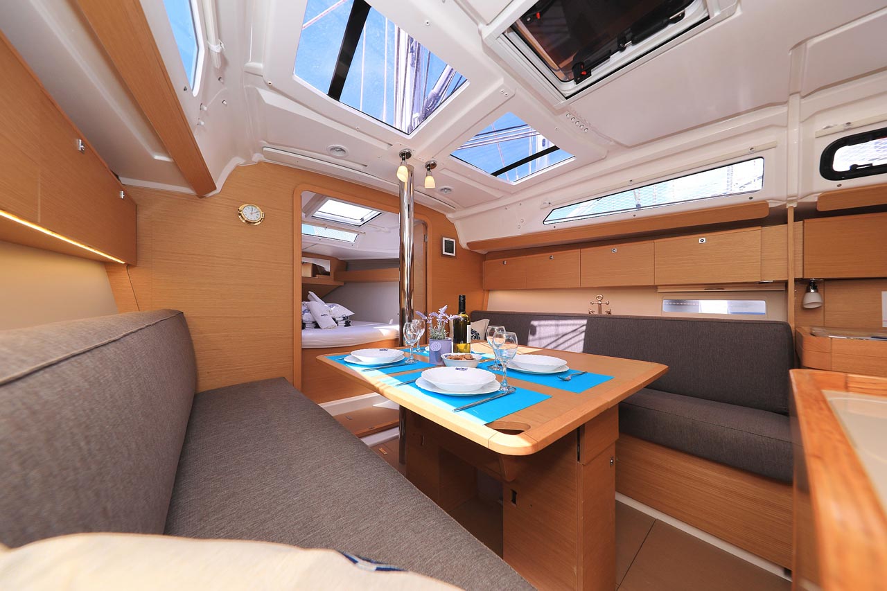 Dufour 360 GL — photo 15