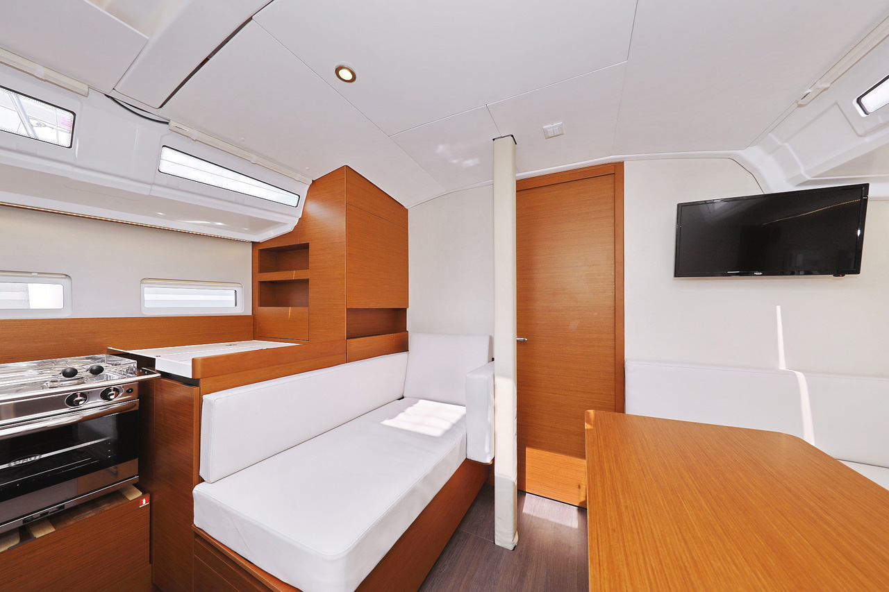 Sun Odyssey 410 - 3 cab. — photo 10