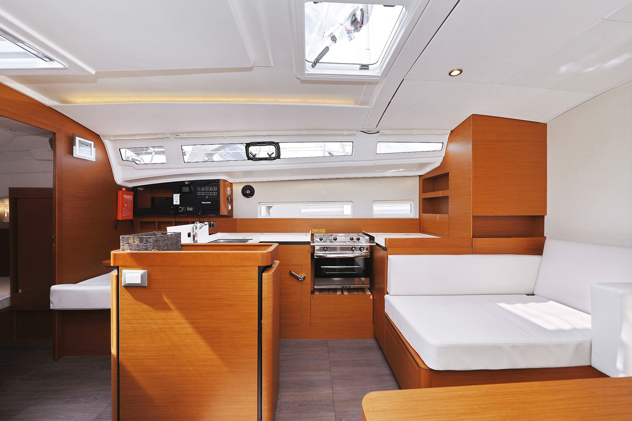 Sun Odyssey 410 - 3 cab. — photo 11
