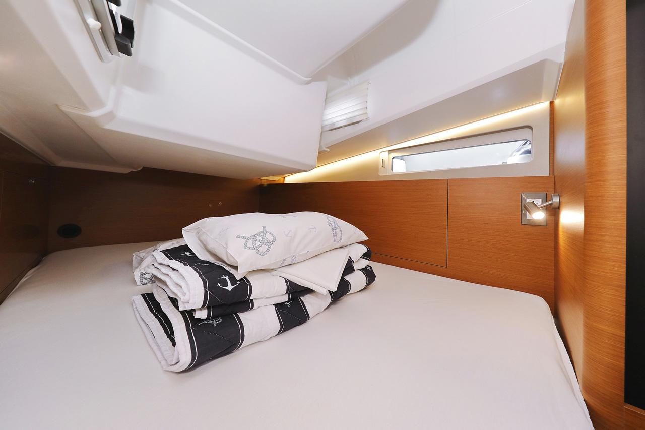 Sun Odyssey 410 - 3 cab. — photo 19