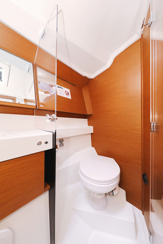 Sun Odyssey 410 - 3 cab. — photo 22