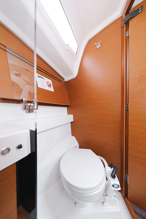 Sun Odyssey 410 - 3 cab. — photo 24