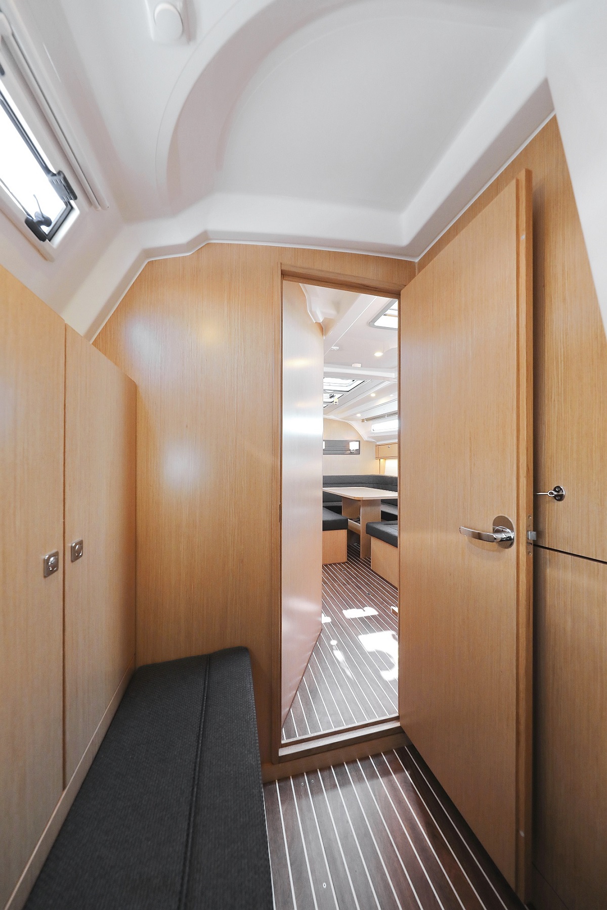 Bavaria Cruiser 41 - 3 cab. — photo 17