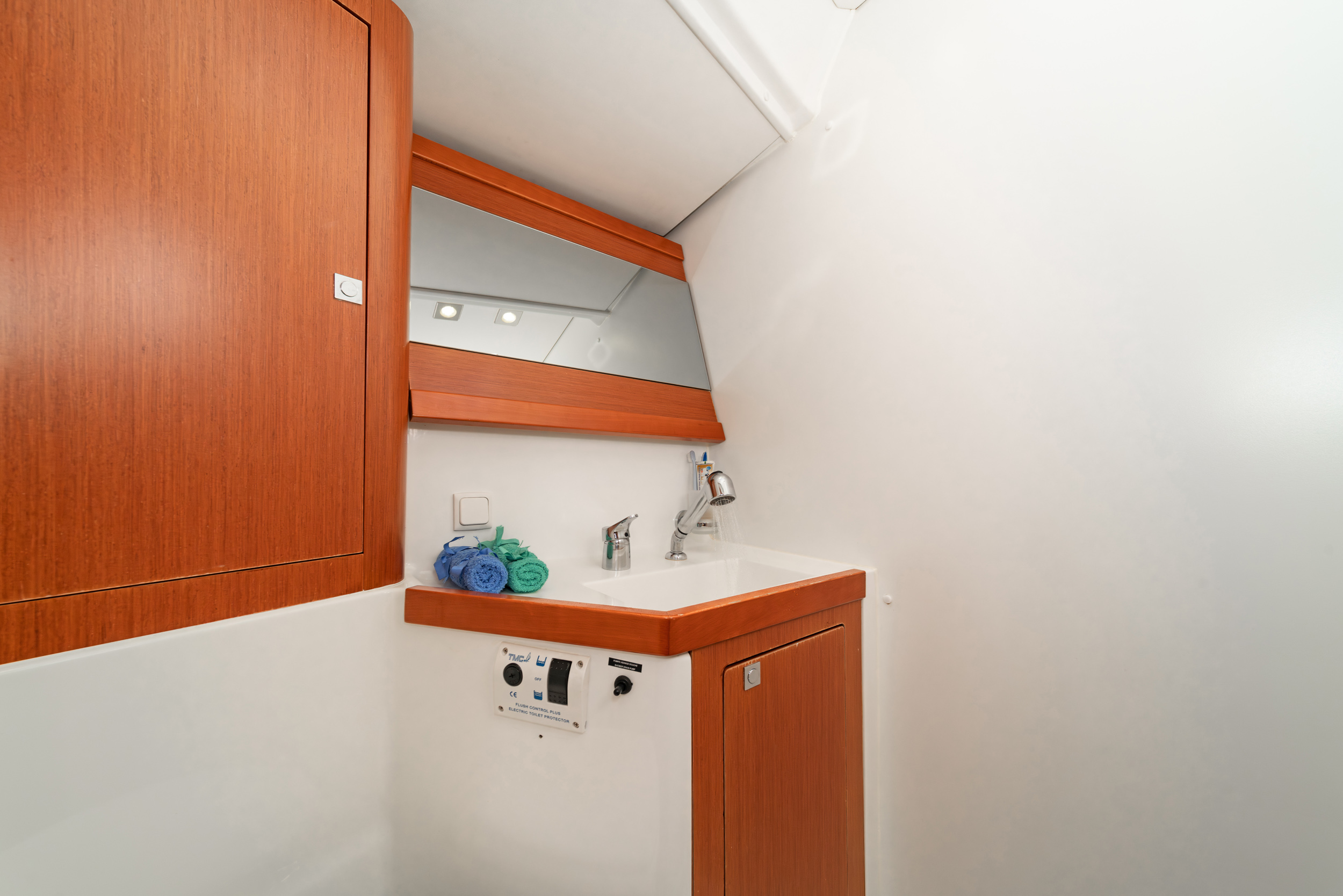 Oceanis 48 - 5 cab. — photo 8