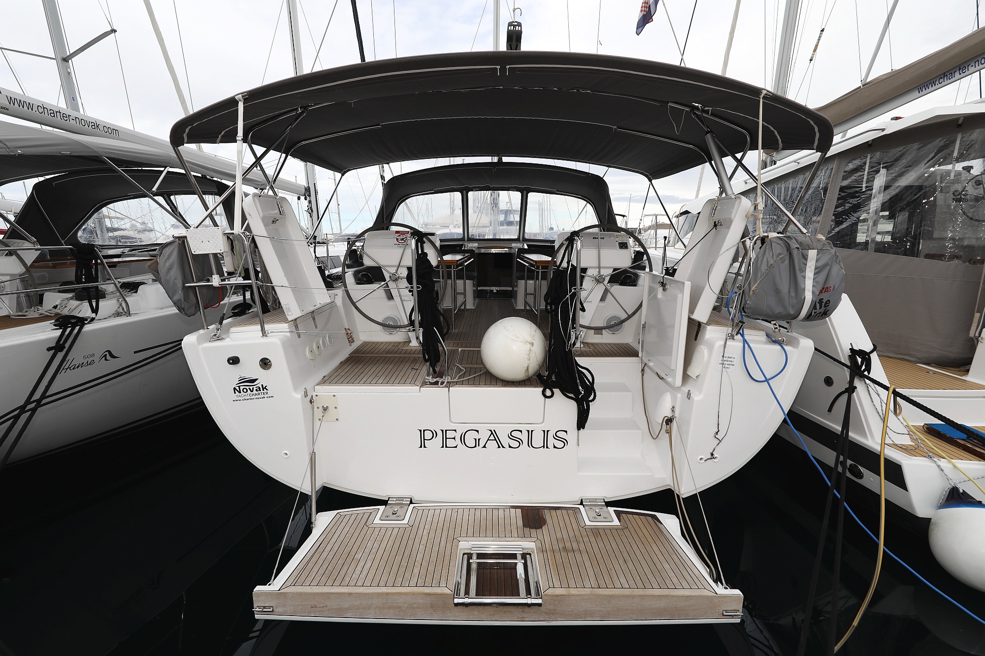 Hanse 508 - 5 + 1 cab. — photo 1