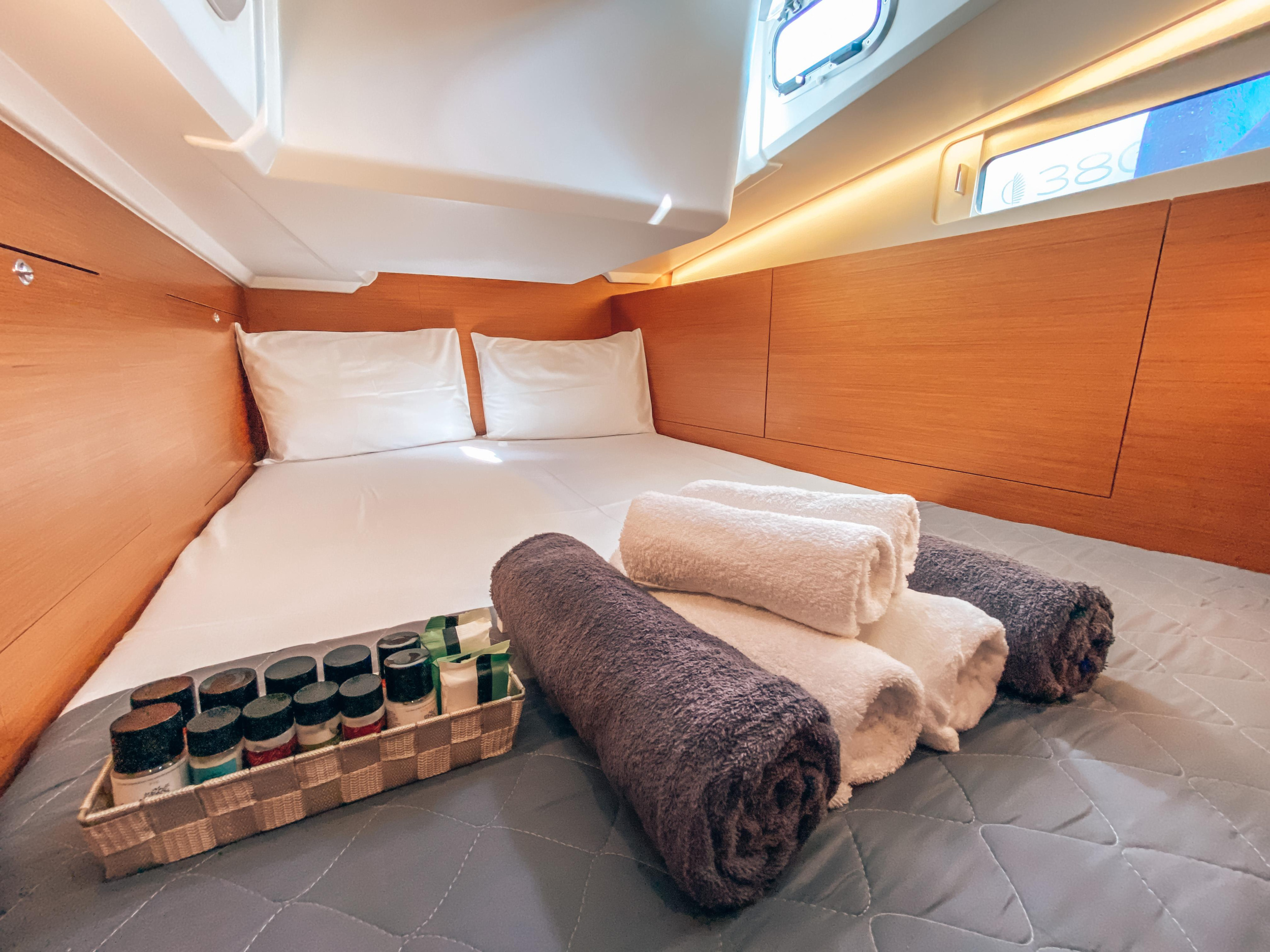 Sun Odyssey 410 - 3 cab. — photo 14