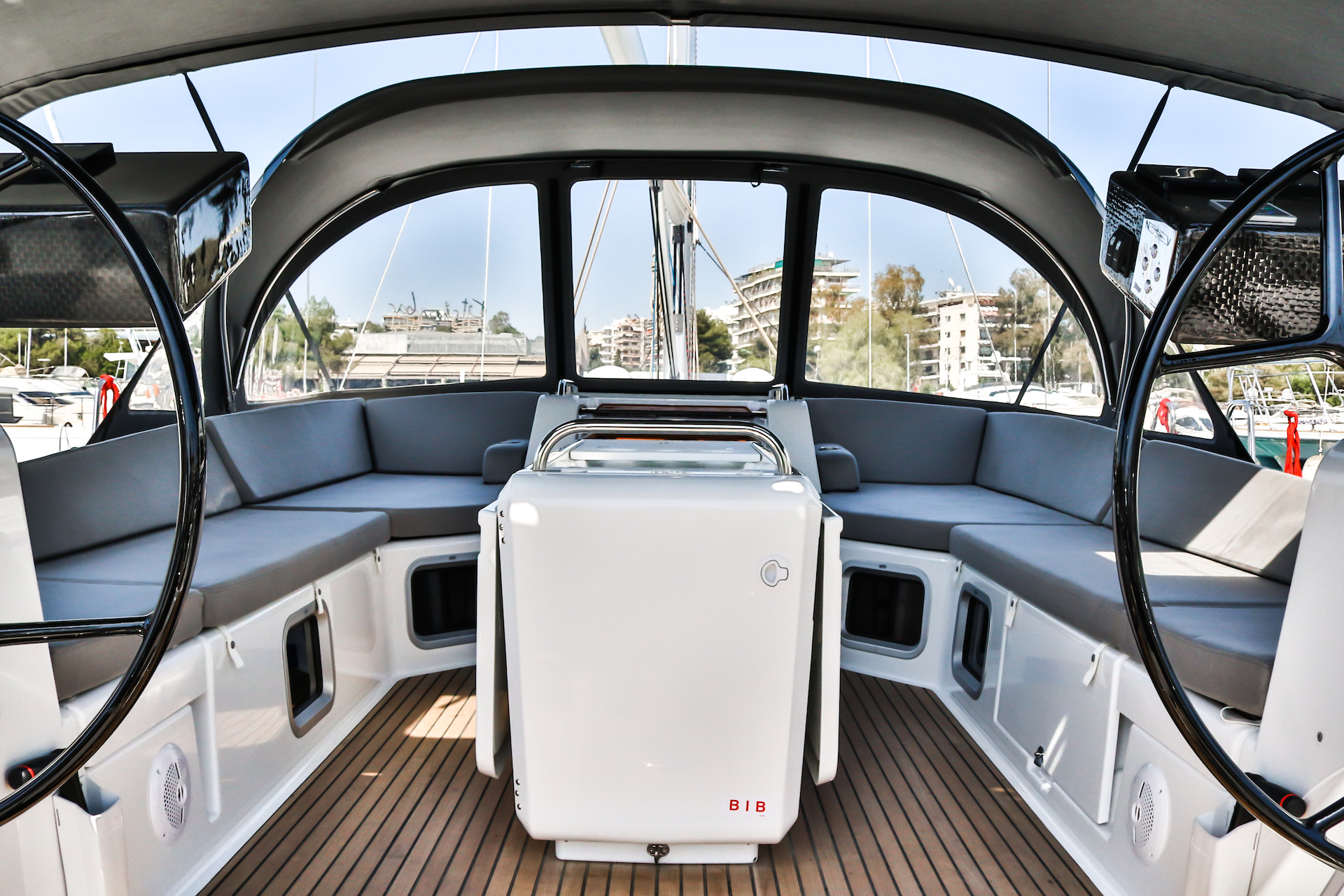 Jeanneau 54 - 5 + 1 cab. — photo 6