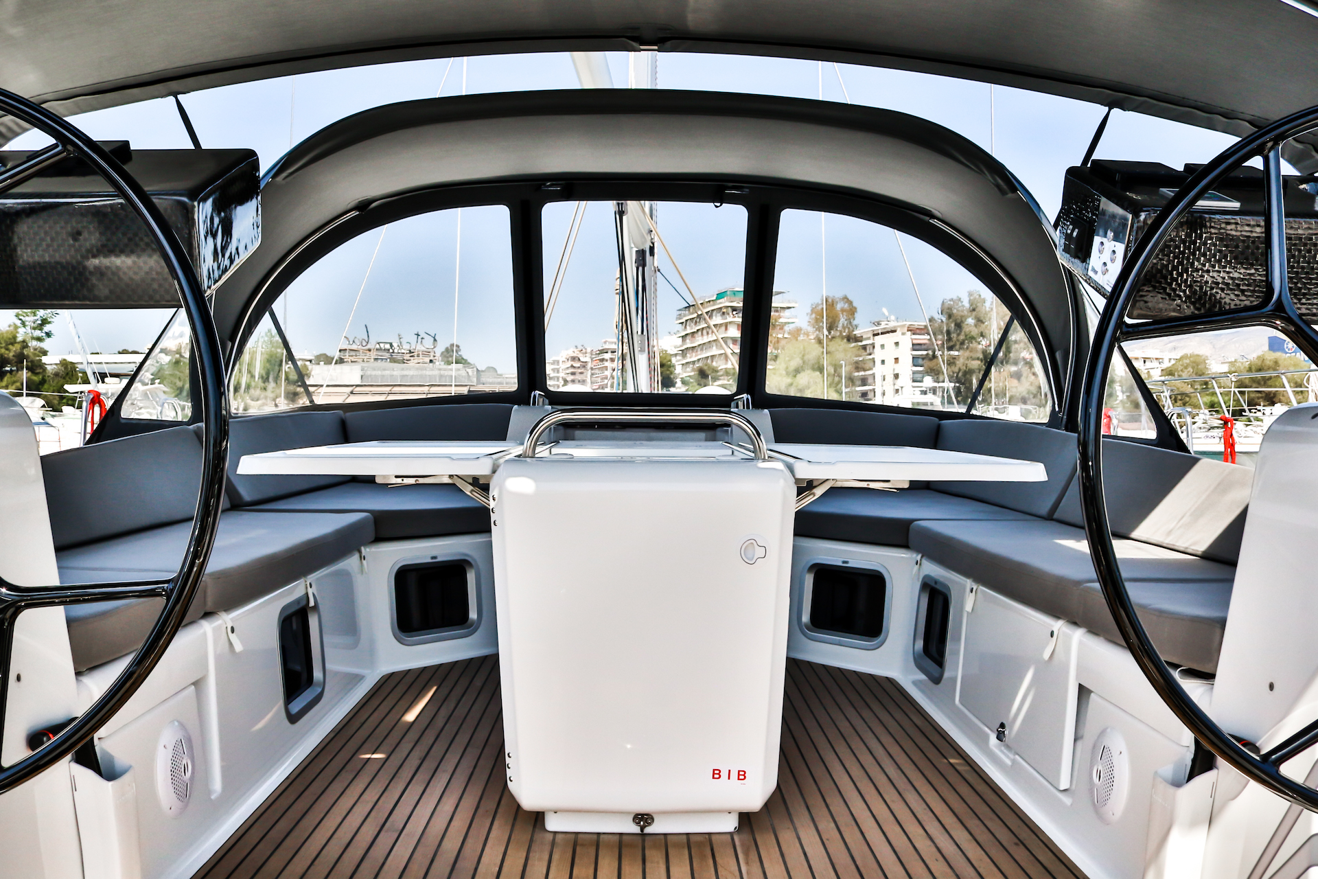 Jeanneau 54 - 5 + 1 cab. — photo 7