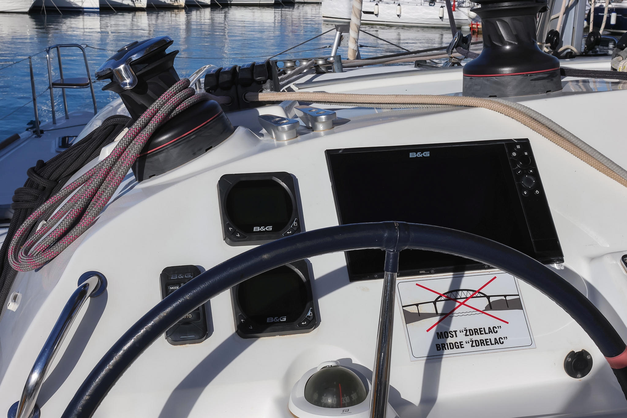 Lagoon 400 S2 - 4 + 2 cab. — photo 46