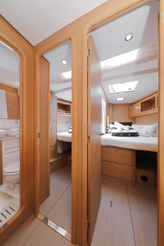 Dufour 56 Exclusive - 5 + 1 cab. — photo 20