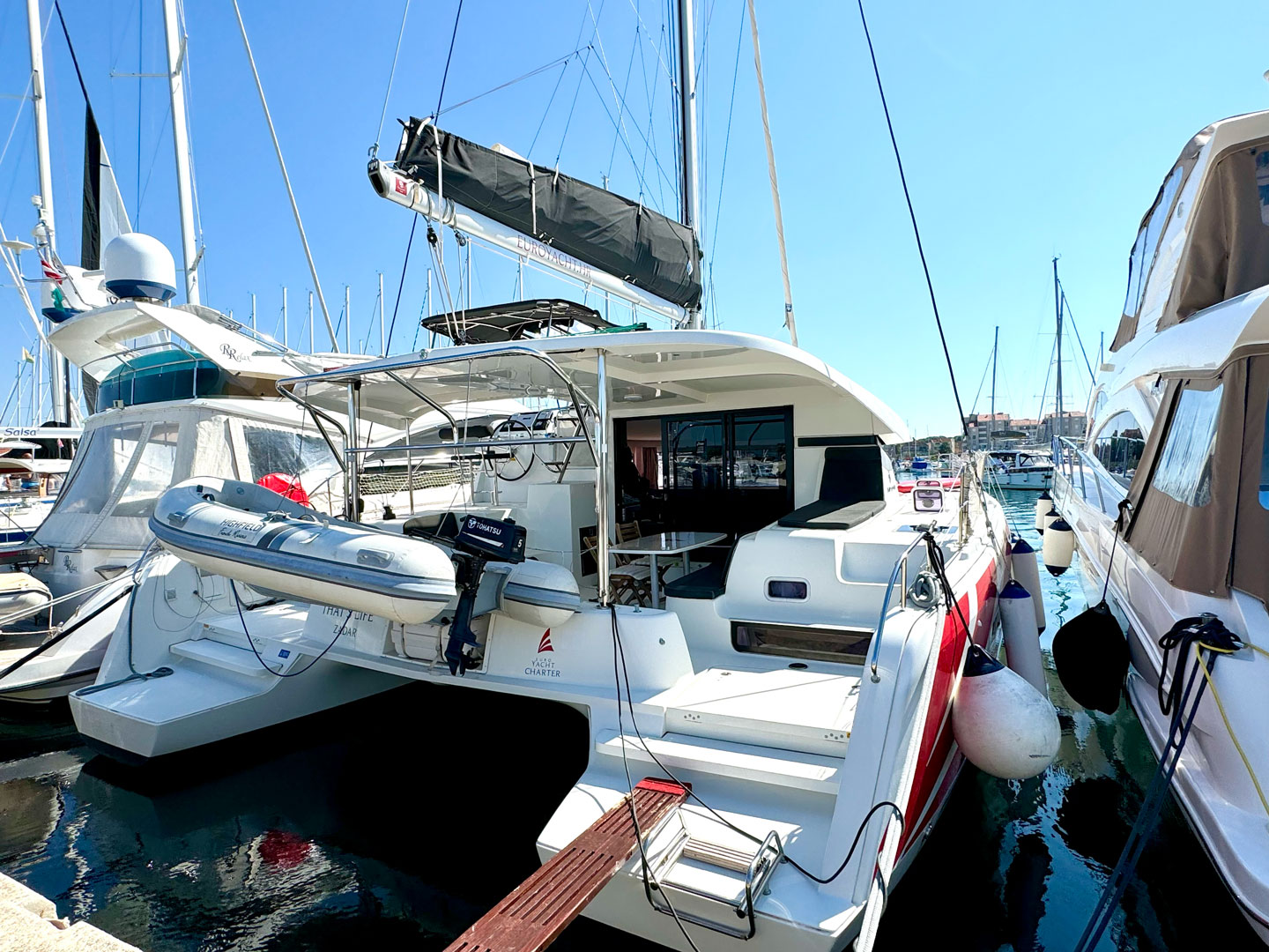 Lagoon 42 - 4 + 2 cab. — photo 1