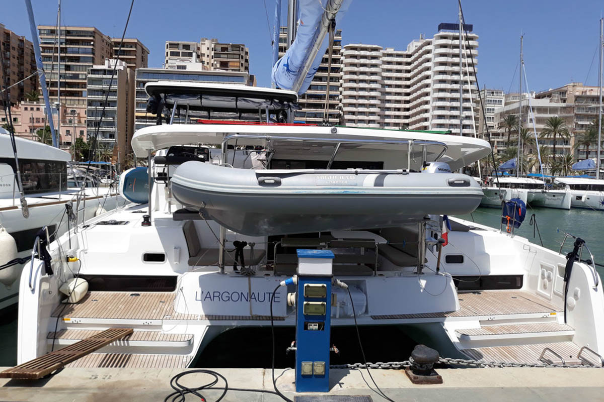 Lagoon 42 - 4 + 2 cab. — photo 4