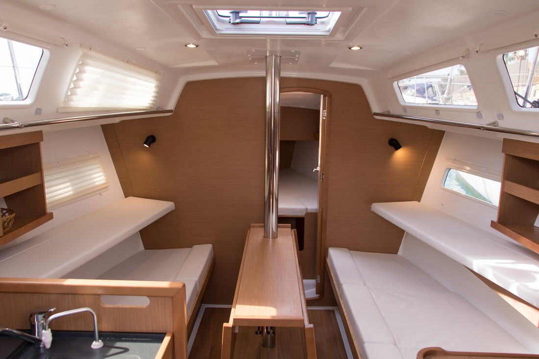 Sun Odyssey 319 - 2 cab. — photo 5