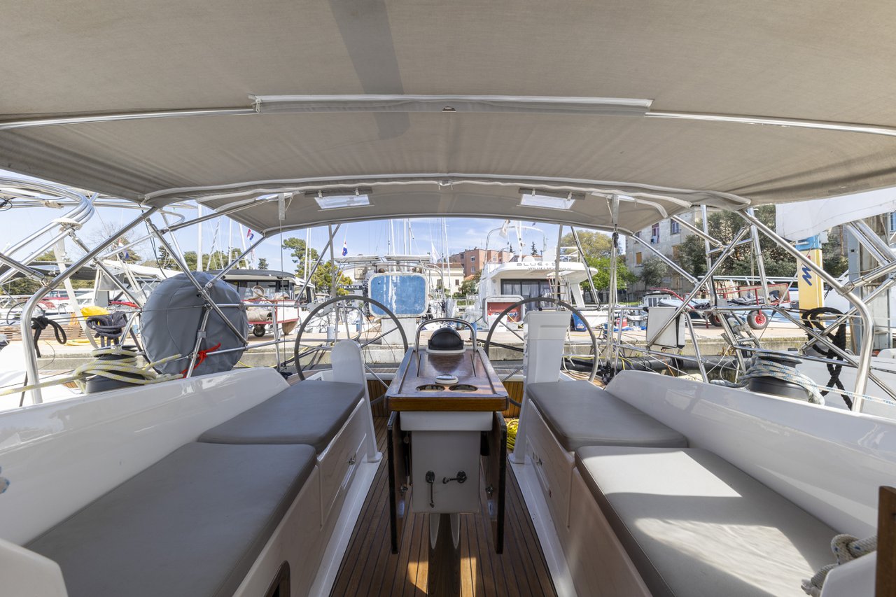 Bavaria Cruiser 34 Style — photo 3