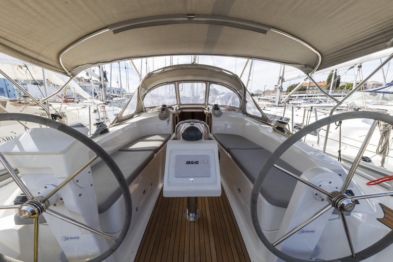 Bavaria Cruiser 34 Style — photo 4