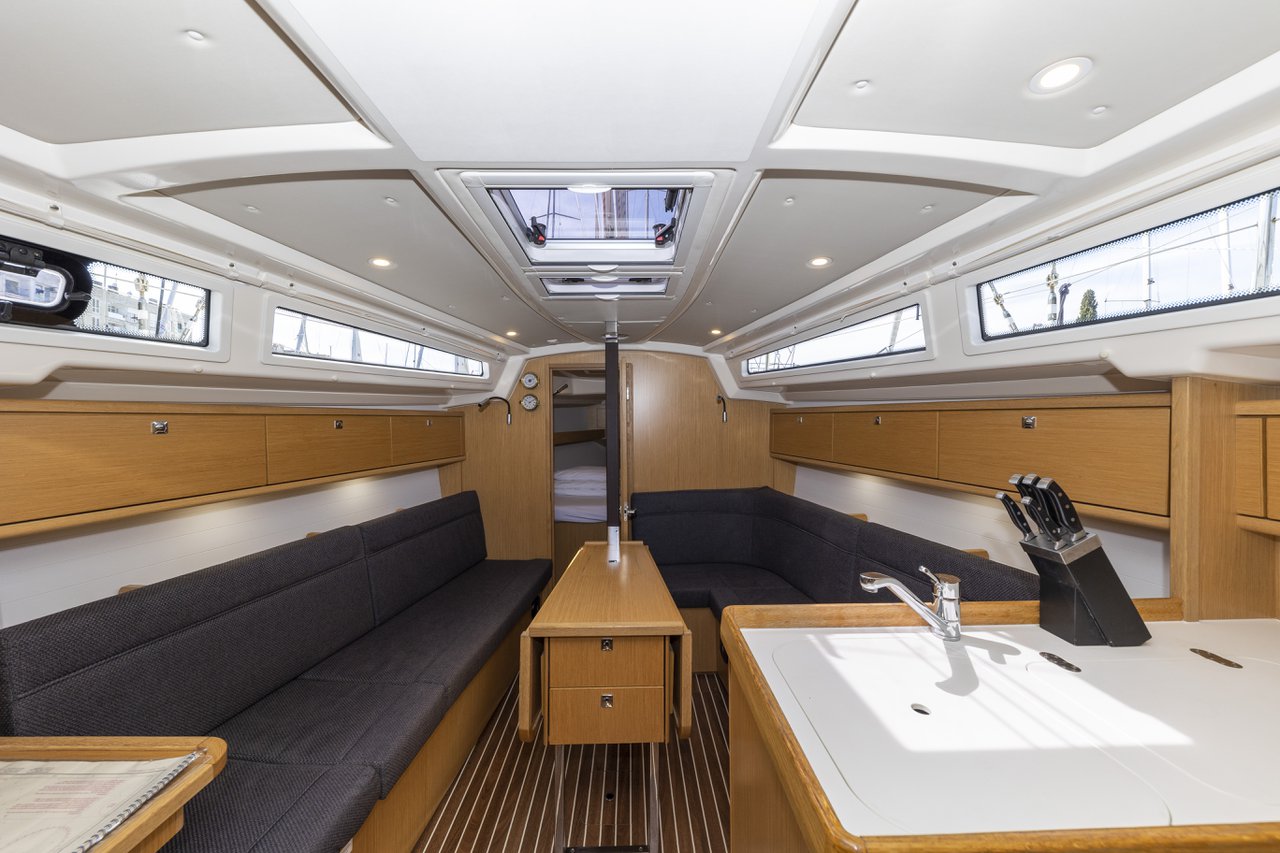 Bavaria Cruiser 34 Style — photo 7