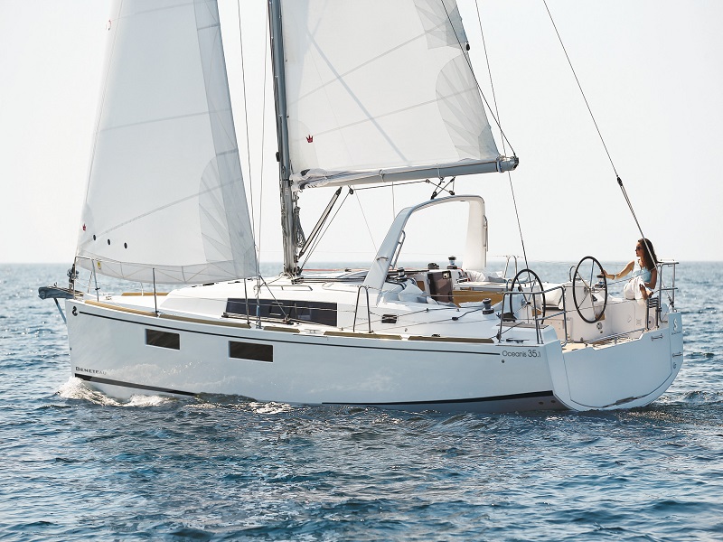 Oceanis 35.1 — photo 1
