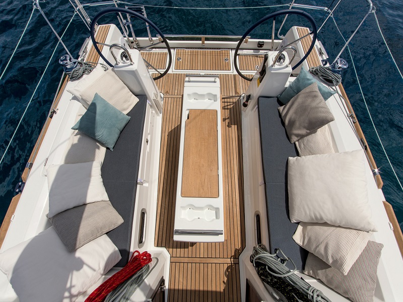 Oceanis 35.1 — photo 4